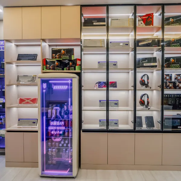 喜电竞电影酒店（太原吾悦广场店）