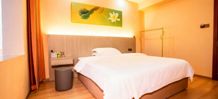 云漫岚星酒店(天门山索道站店)图片