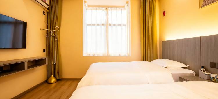 云漫岚星酒店(天门山索道站店)图片