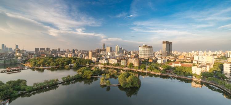 网鱼电竞酒店(南昌京东大道吾悦广场店)图片