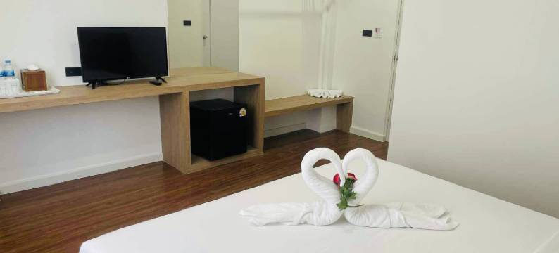 S2S奎因董里酒店(S2S Queen Trang Hotel)图片