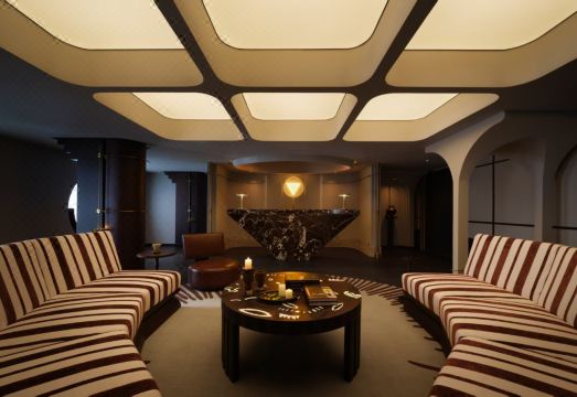 贵阳一池酒店（喷水池太平路网红街店）外景图