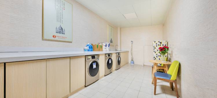 维也纳酒店(佛山顺德龙江家具材料城店)图片