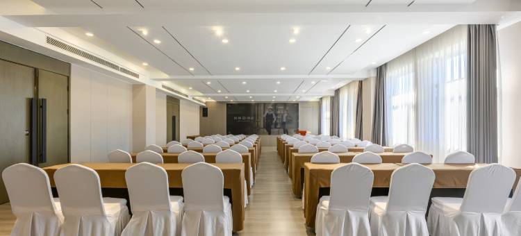 锦颐X酒店 (呼和浩特东站店)图片