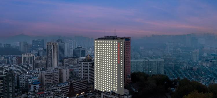 维也纳国际酒店(十堰五堰步行街店)图片