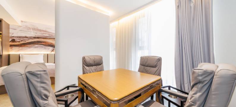 富怡嘉智能酒店(巩义站星月时代广场店)图片