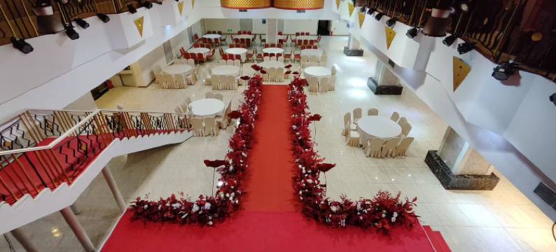 哈尔滨昆仑大酒店(中央大街哈尔滨火车站店)图片