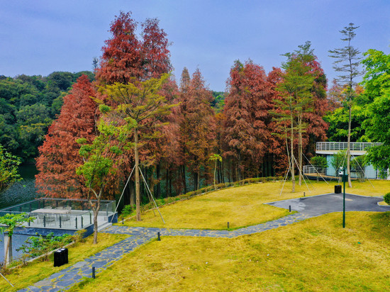 心宿24里度假村落