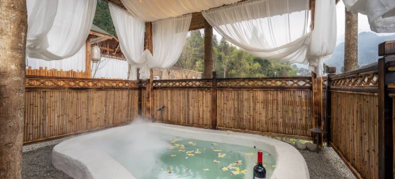 山中花开私汤民宿图片