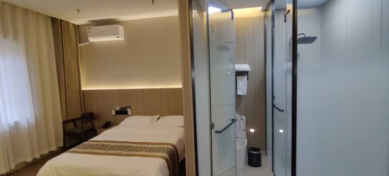 白水溪酒店(吐鲁番托克逊飞马转盘店)图片