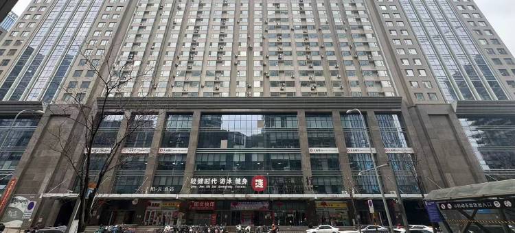 月落青舍太空舱青年民宿(沈阳北站店)图片
