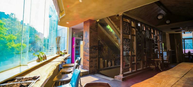 昆明雅居青年雅舍图片