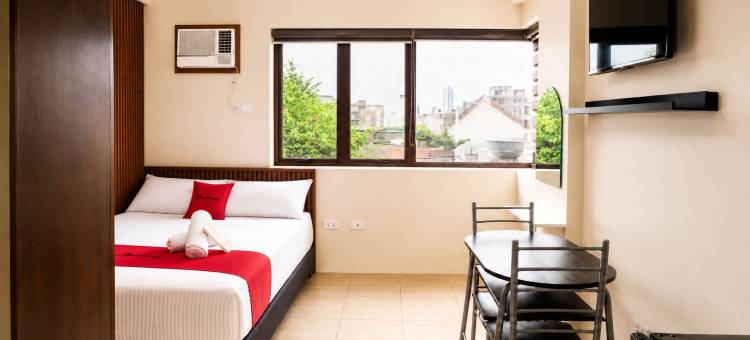 马卡蒂市Mola Suites和Shopwise红多兹酒店(RedDoorz at Mola Suites near Shopwise Makati City)图片