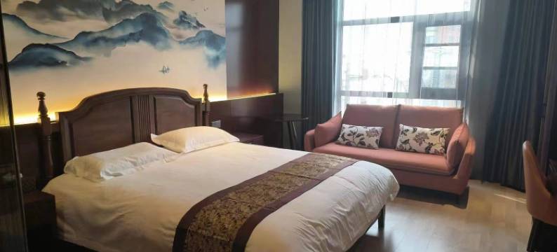 秦龙酒店(西安阎良润天大道店)图片