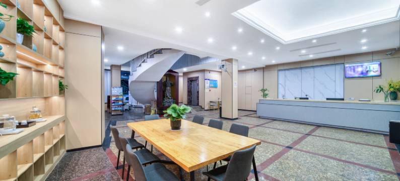 回禾燕晶酒店(台州黄岩中学黄长路店)图片