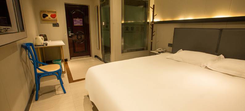 宜世宜嘉主题宾馆公寓(齐齐哈尔站前南大街店)图片