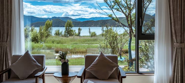 泸沽湖蓝畔酒店图片