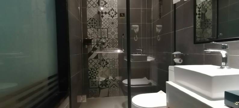 泊城城市酒店(玉林站南兴广场店)图片