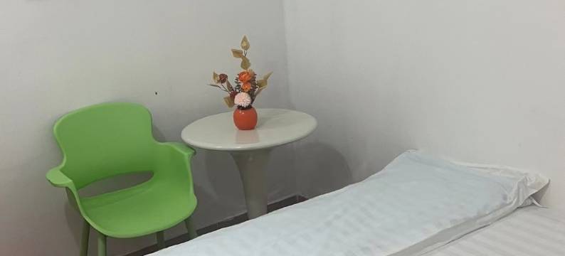 豪华住宿(百花小镇店)图片