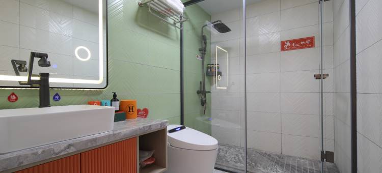 襄阳白宫一号空中花园酒店(人民广场天元四季城店)图片