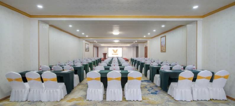 维也纳酒店(青岛红岛会展中心高铁站店)图片