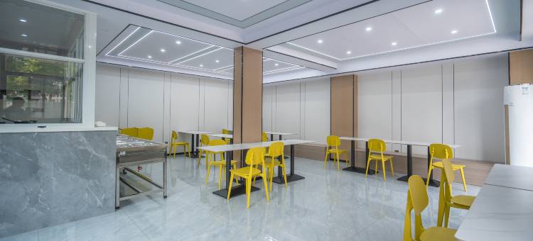 仪征亚悦酒店(沙河店)图片