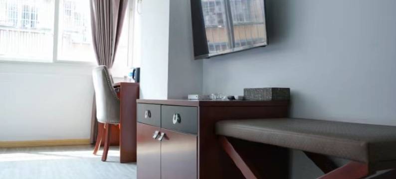 屏山凯旋假日酒店图片