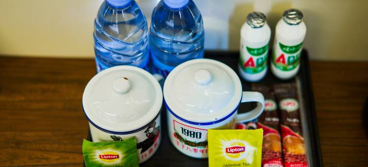 张家口拾年怀旧酒店(第十九中学店)图片