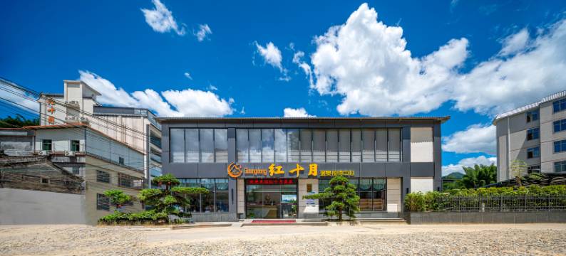 红十月温泉酒店(河源东源黄村温泉店)图片