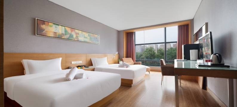 西安真爱年华酒店(小雁塔店)图片