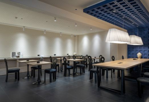 Lanting Inn Hotel Overview