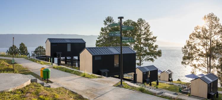 Bobocabin Patra Parapat, Toba图片