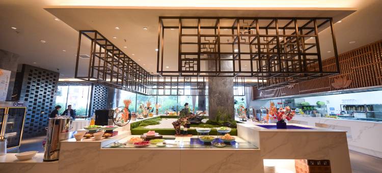 五台山大酒店(忻州高铁站开来欣悦购物广场店)图片