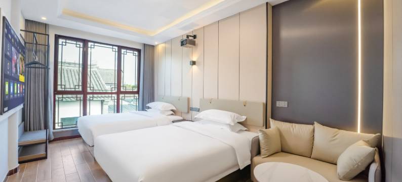 叶子设计师民宿(河下古镇店)图片