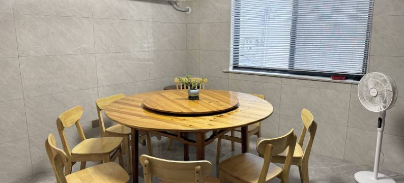 新昌溪畔隐庐民宿(十九峰景区店)图片