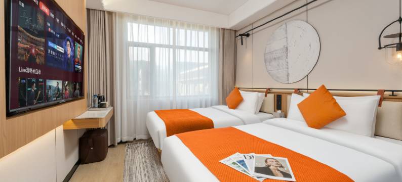 天骄智选酒店(酒泉鼓楼汉唐美食街店)图片