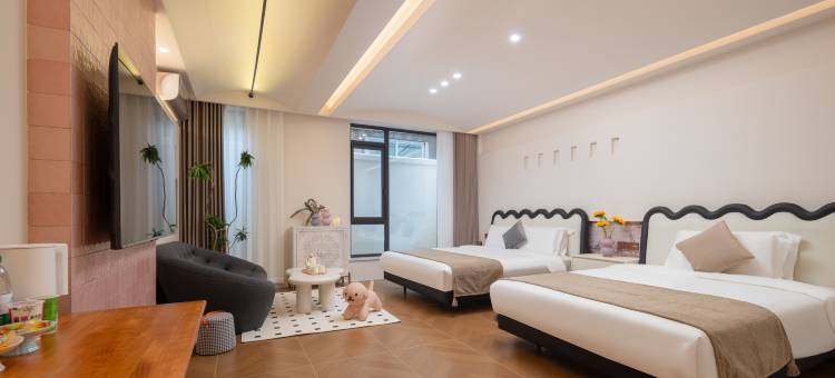 花筑·巷往美学民宿(扬州东关街个园店)图片