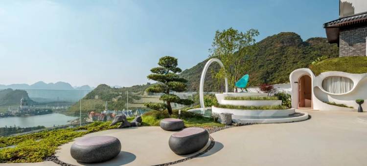 秀山一色悬崖山居民宿图片