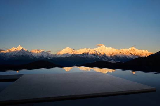 德钦梅里泊度酒店图片