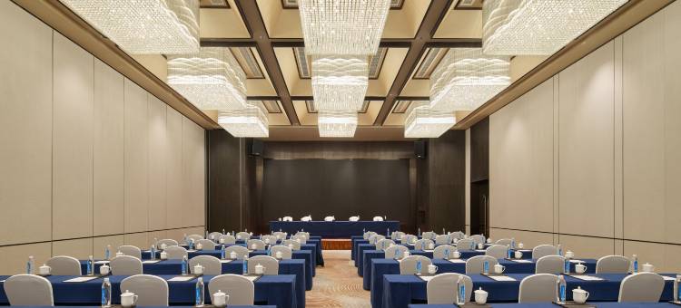 鲤鱼湖国际酒店图片