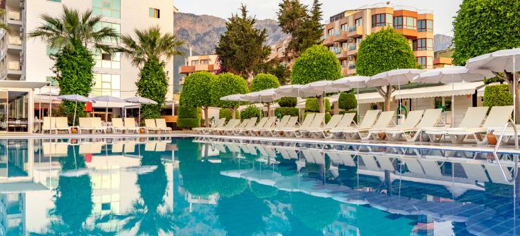 阿玛斯古尔海滩酒店(Armas Beach)图片