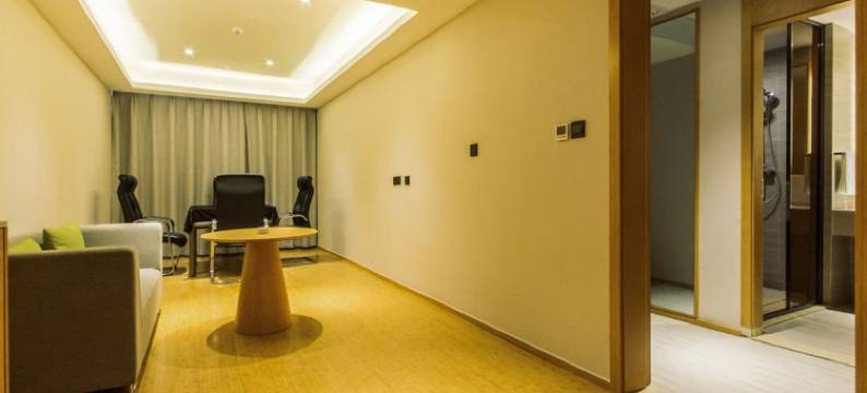 四季维景民宿(郑州高铁东站郑东商业中心店)图片