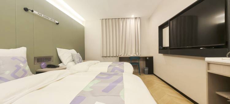 轻住·悦享酒店(宿迁泗洪商贸广场店)图片