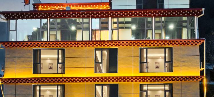 黑水半山渡·悦隐酒店图片