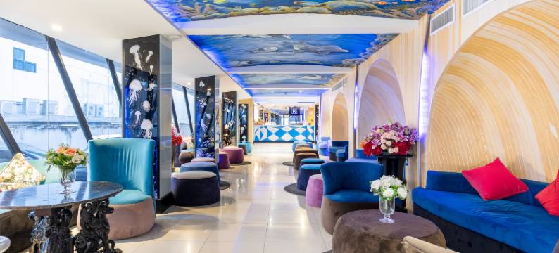 罗迪纳海滩酒店(Rodina Beach Hotel)图片