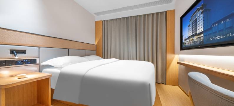 青途酒店(仁和路地铁站武汉欢乐谷店)图片