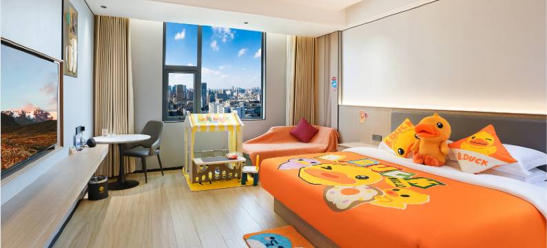 北海万信四季酒店(高铁站国际客运港码头店)图片