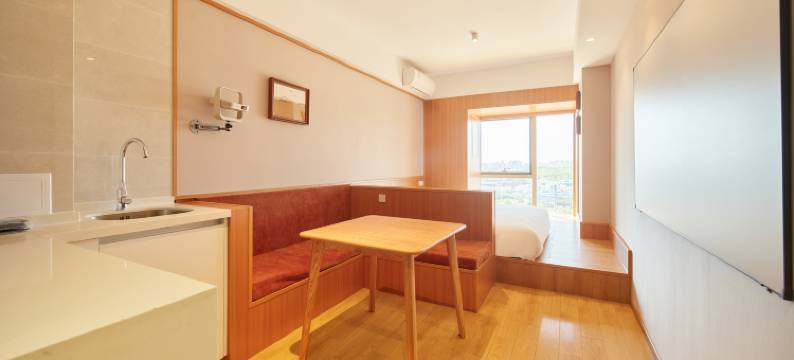 和你一起·观海公寓(烟台大学万象汇店)图片