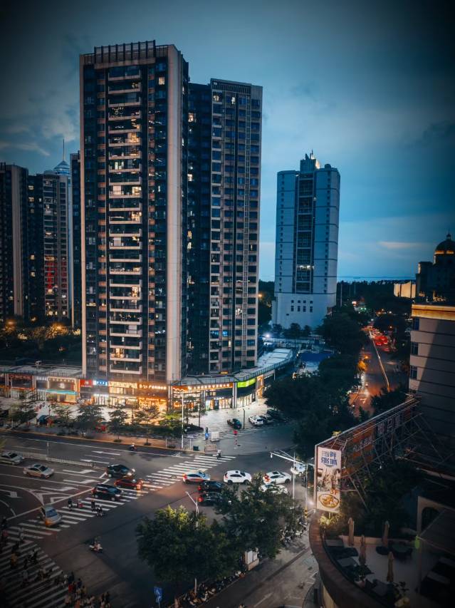 皇马椰海国际酒店(海口国贸中心万象城店)图片