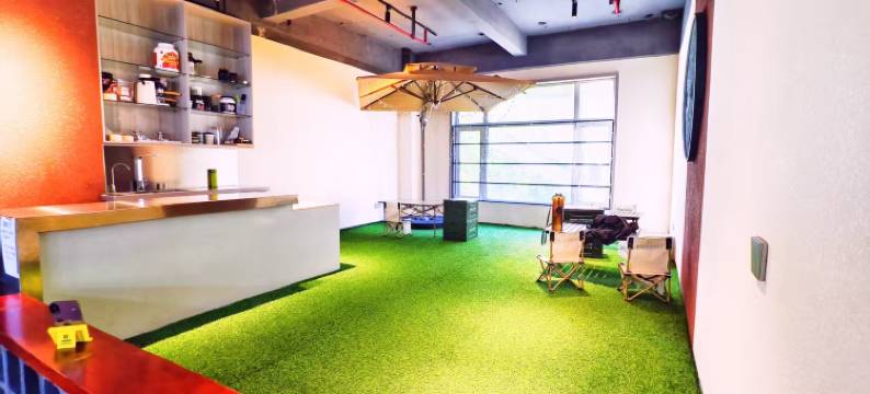 夏威夷大酒店(扶余站店)图片